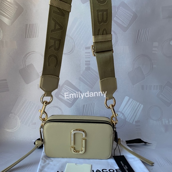 NWOT MARC JACOBS snapshot bag - Picture 2 of 9